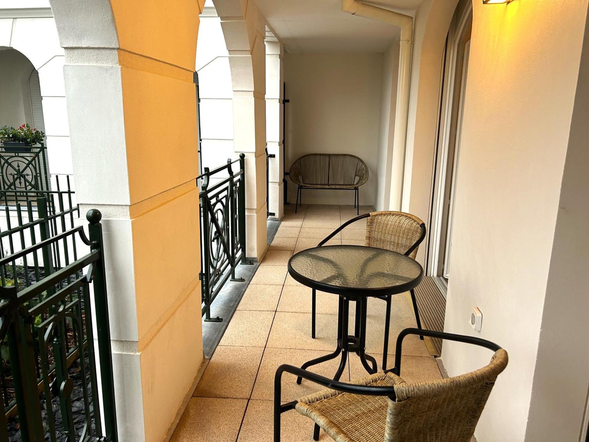 Garden By Dream Apartments Serris Luaran gambar